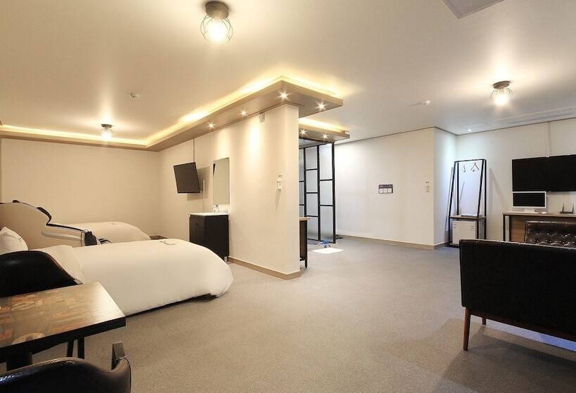 Gunsan Dubai Drive In Motel