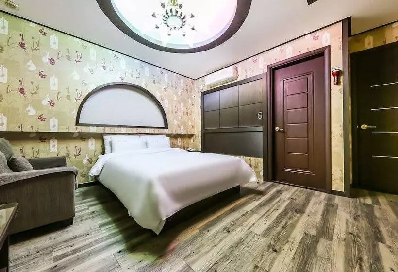 Hongseong Joy Motel