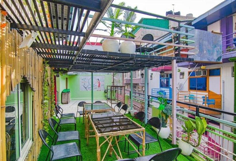 בית מלון כפרי 4 You   With Open Rooftop Cafe