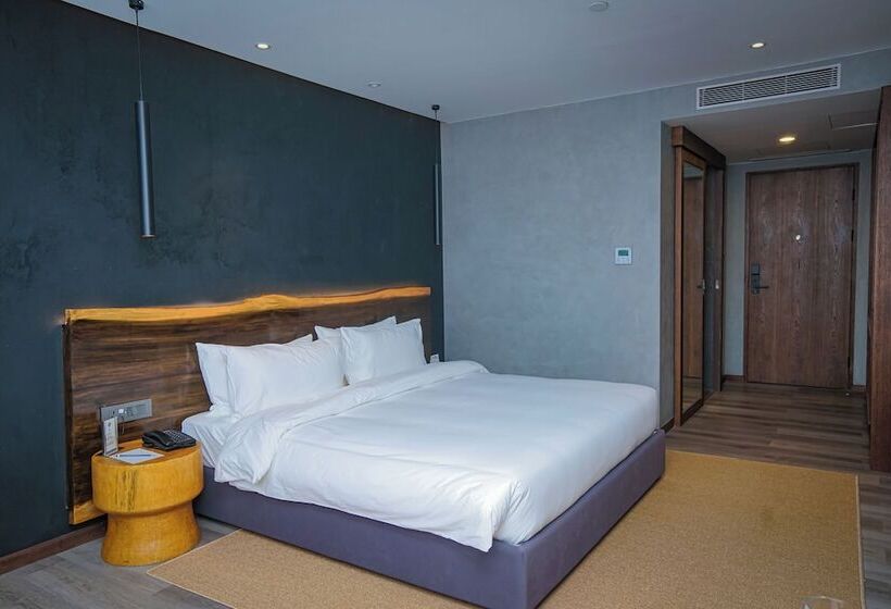 هتل Barahi Kathmandu