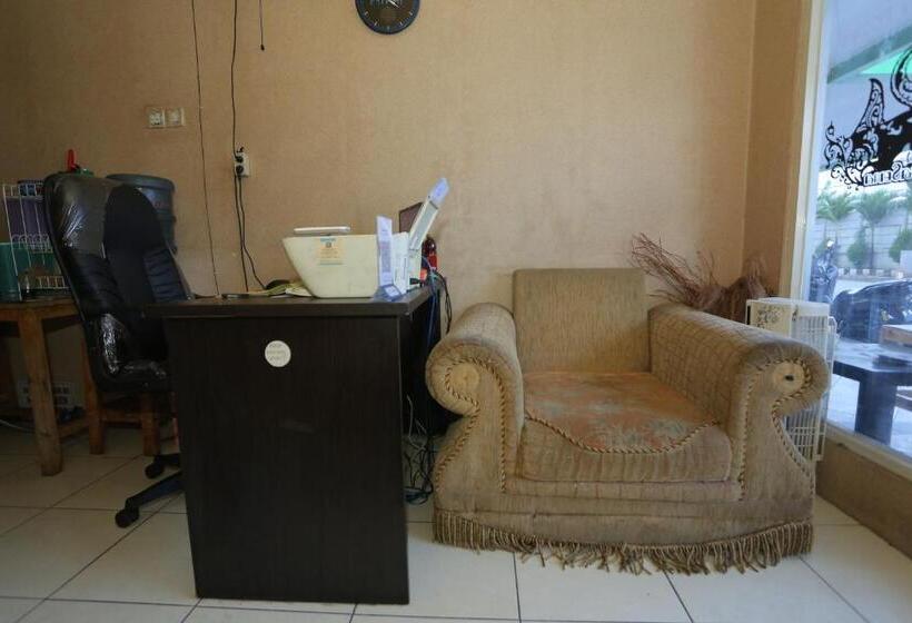 فندق Collection O 93148 Pelangi Residence 2