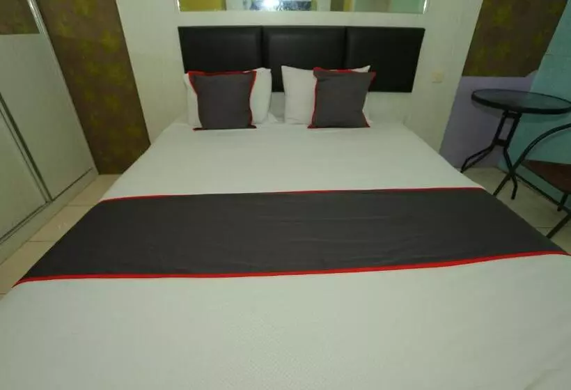 ホテル Collection O 93148 Pelangi Residence 2