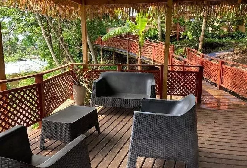 هتل Hare Rapa Nui By Chez Joseph