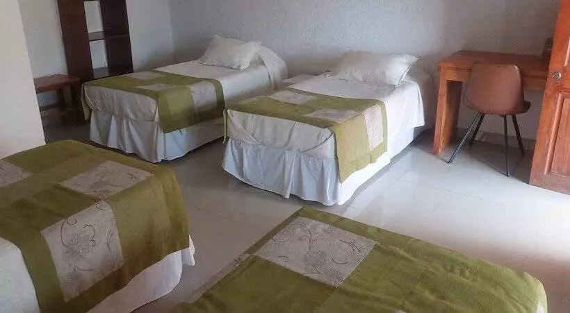 هتل Hare Rapa Nui By Chez Joseph