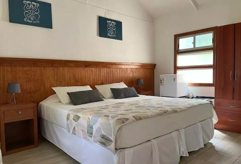 هتل Hare Rapa Nui By Chez Joseph