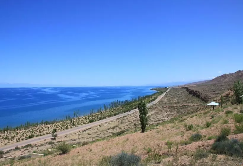 هتل Natalia Issyk Kul