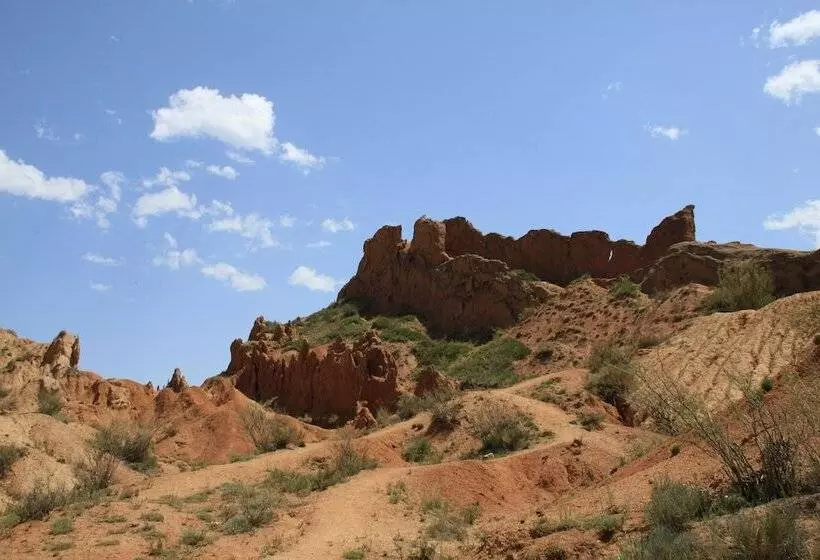 هتل Natalia Issyk Kul