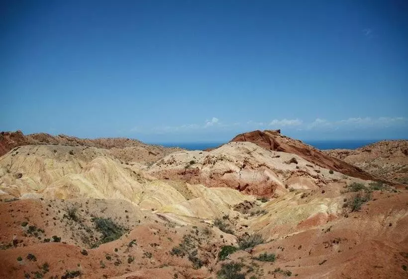 هتل Natalia Issyk Kul