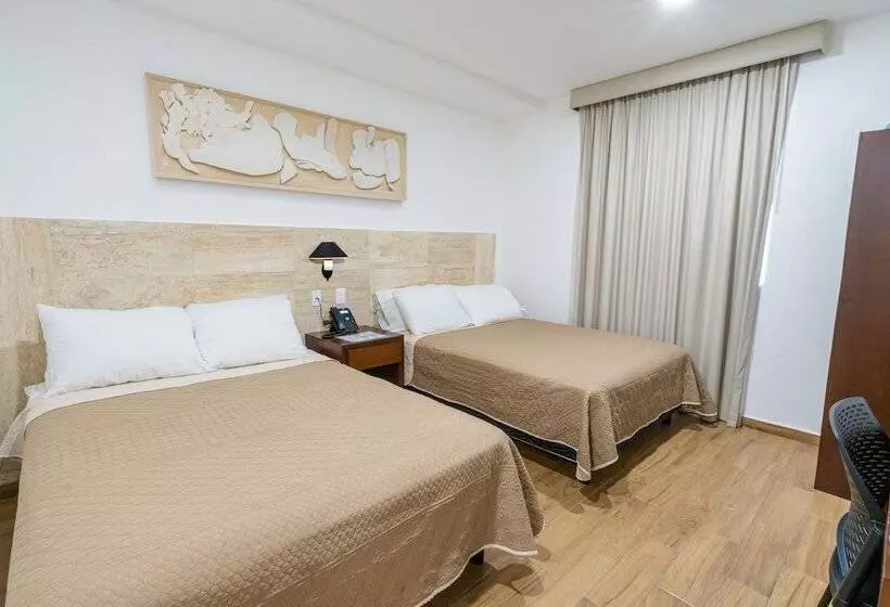 ホテル Pacific Blue Mazatlan