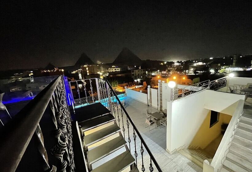 هتل Pyramids Homeland