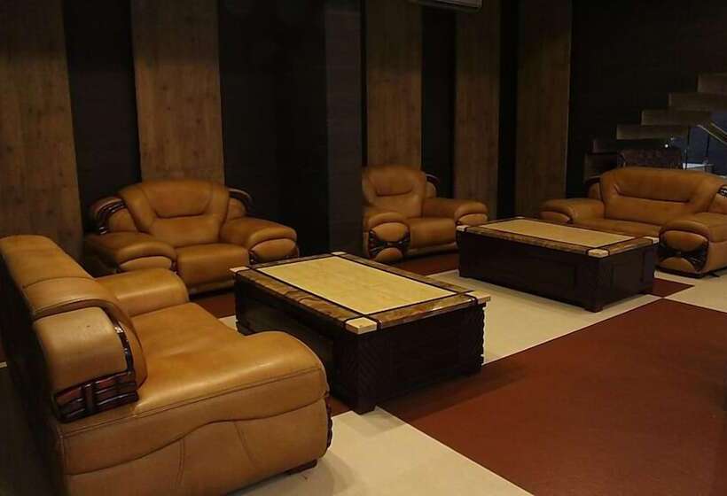 בית מלון כפרי Radhika