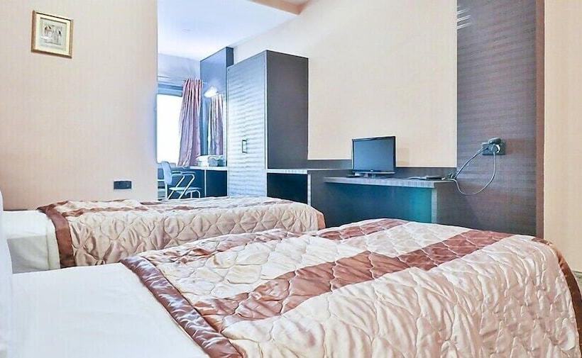 בית מלון כפרי Radhika