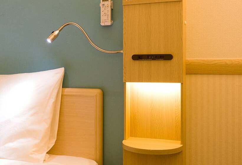 בית מלון כפרי Toyoko Inn Chigasaki Shiyakusho