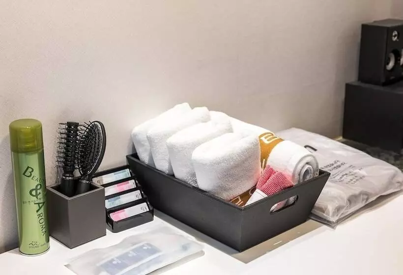 Jeongeup Jjakkkung Self Check In Motel