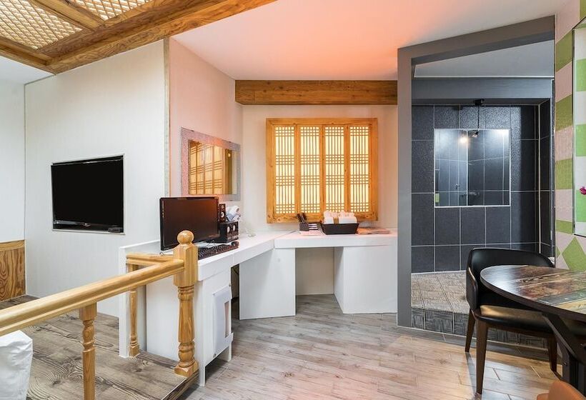 Jeongeup Jjakkkung Self Check In Motel