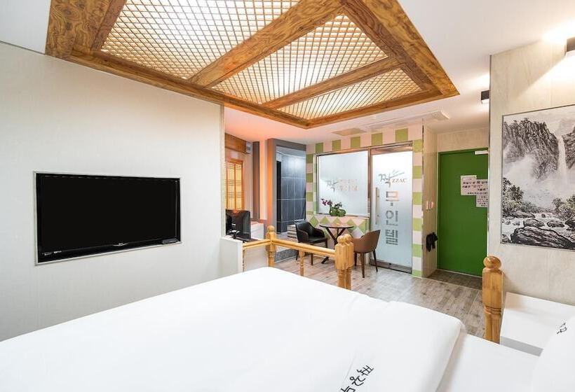 Jeongeup Jjakkkung Self Check In Motel
