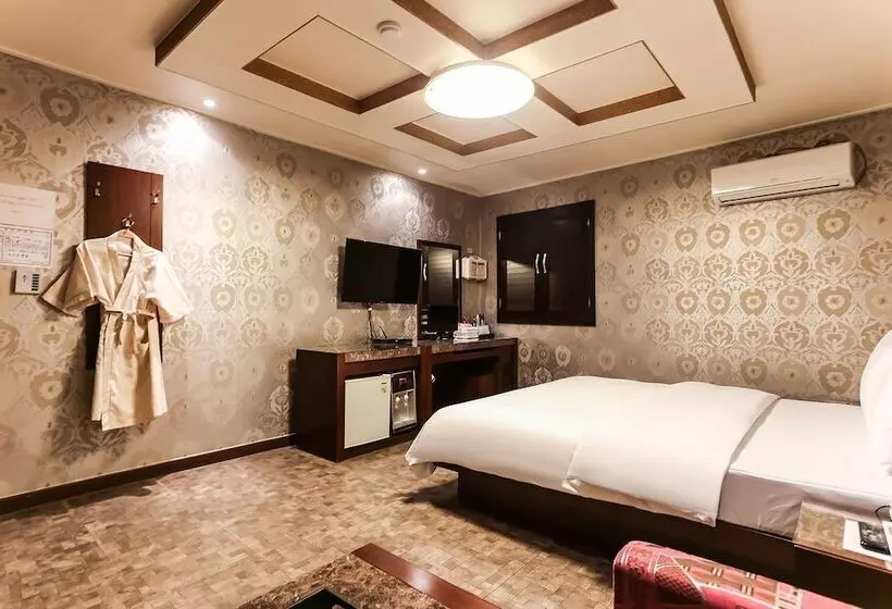 Motelli Gangneung Cats