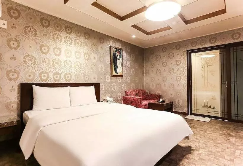 Motelli Gangneung Cats