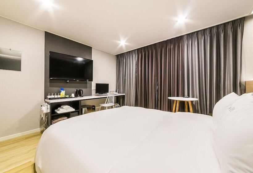 汽车旅馆  Incheon Bomnal