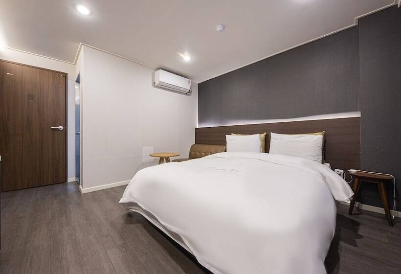 汽车旅馆  Incheon Bomnal