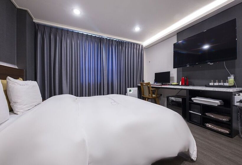 汽车旅馆  Incheon Bomnal