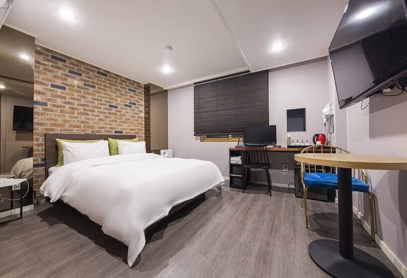 汽车旅馆  Incheon Bomnal