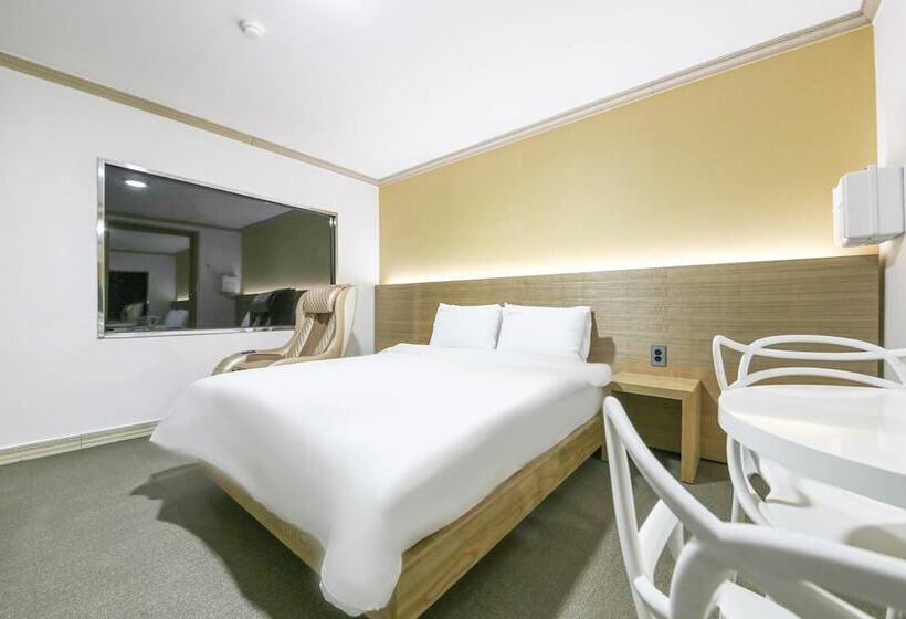 מוטל Jeonju Junghwasandong El Dorado