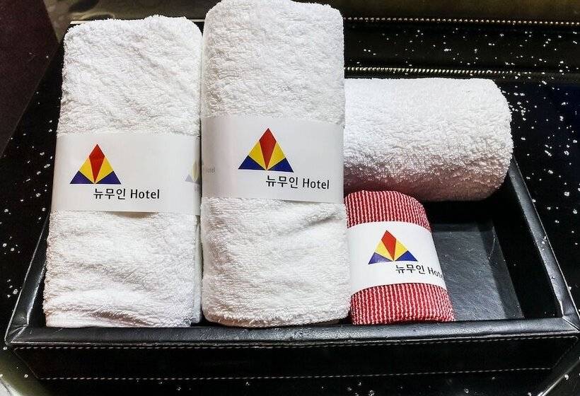 Motel Muan New Drive In