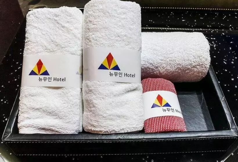 Motelli Muan New Drive In