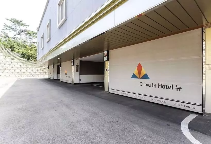 Motelli Muan New Drive In