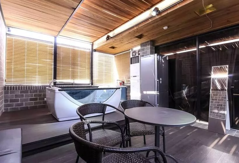 Motelli Pohang Jukdo Market 11avenue