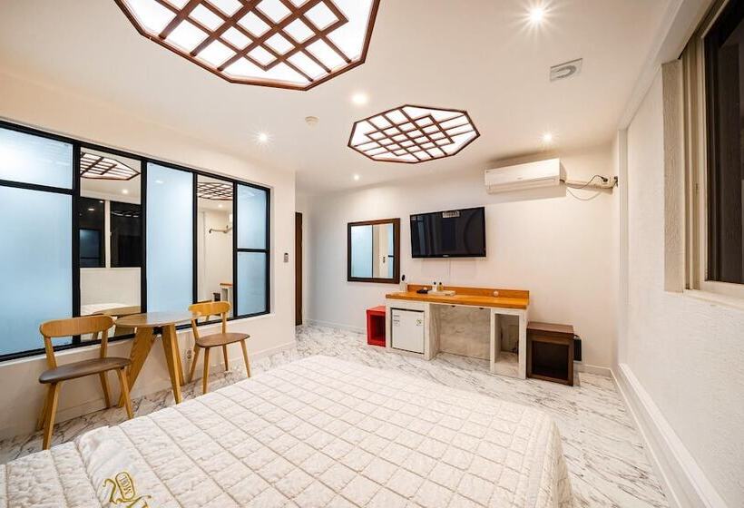 فندق على الطريق Suncheon Feel