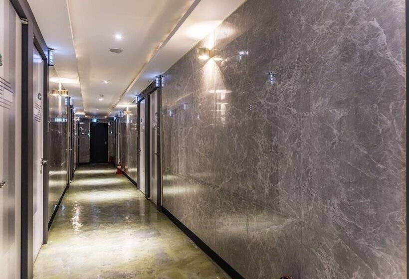 فندق على الطريق Yangpyeong River House