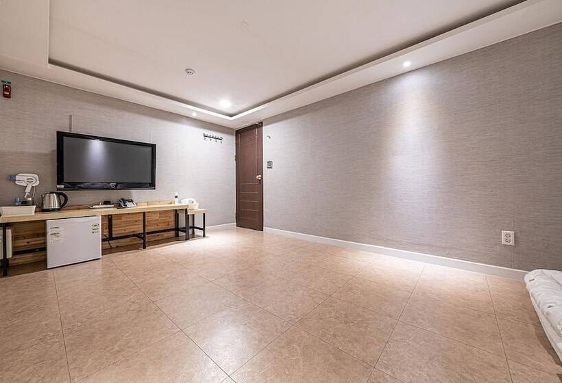 فندق على الطريق Yangpyeong River House