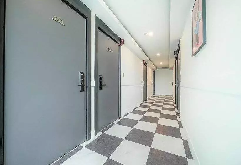 مُتل Yeosu Hotel Sixty