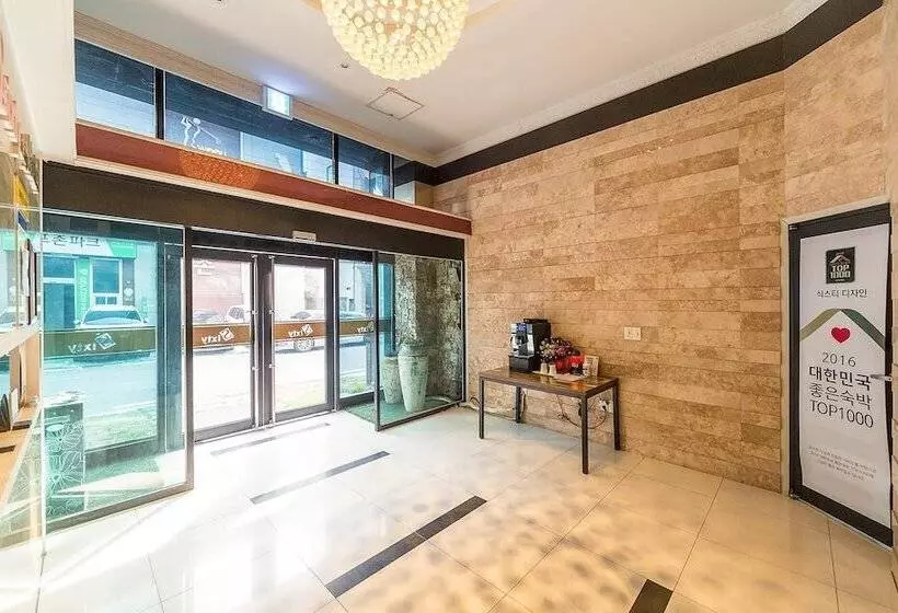 مُتل Yeosu Hotel Sixty