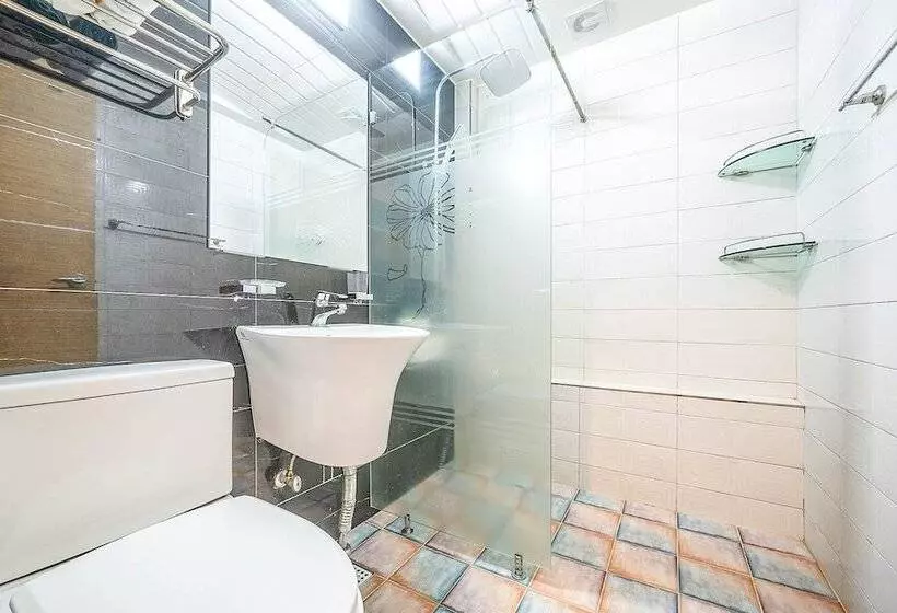 مُتل Yeosu Hotel Sixty