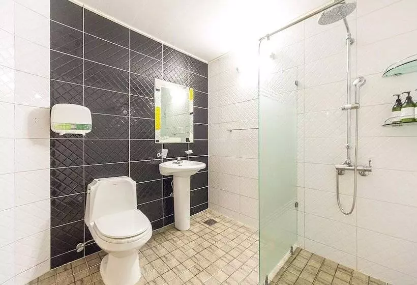 مُتل Yeosu Hotel Sixty
