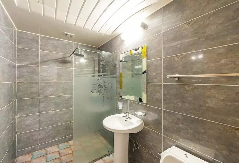 مُتل Yeosu Hotel Sixty