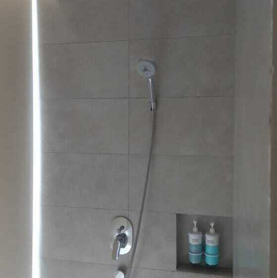 Capital O 950 Acqua Novotel Tower