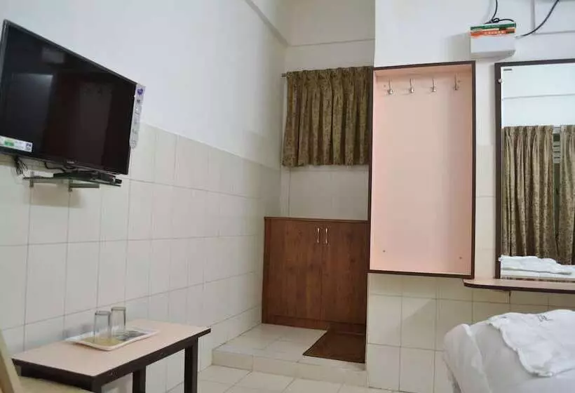 ホテル Athidhi Inn Guntur
