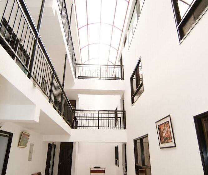 Otel Llaqta Wasi Inn