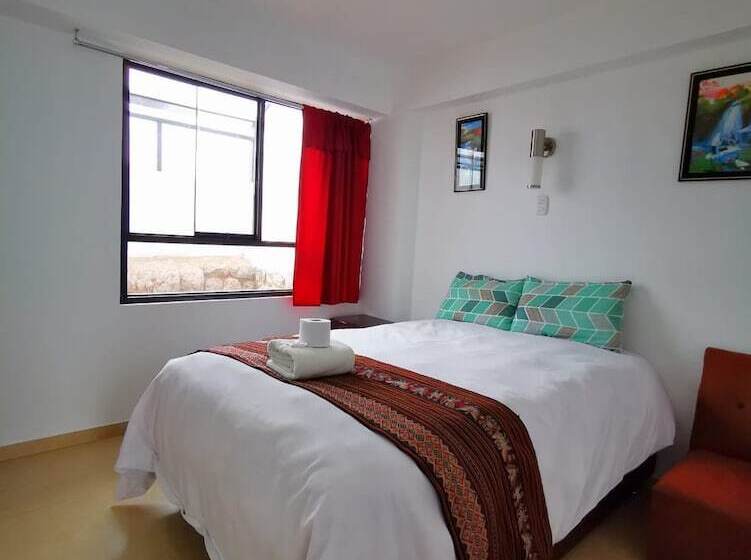 Otel Llaqta Wasi Inn