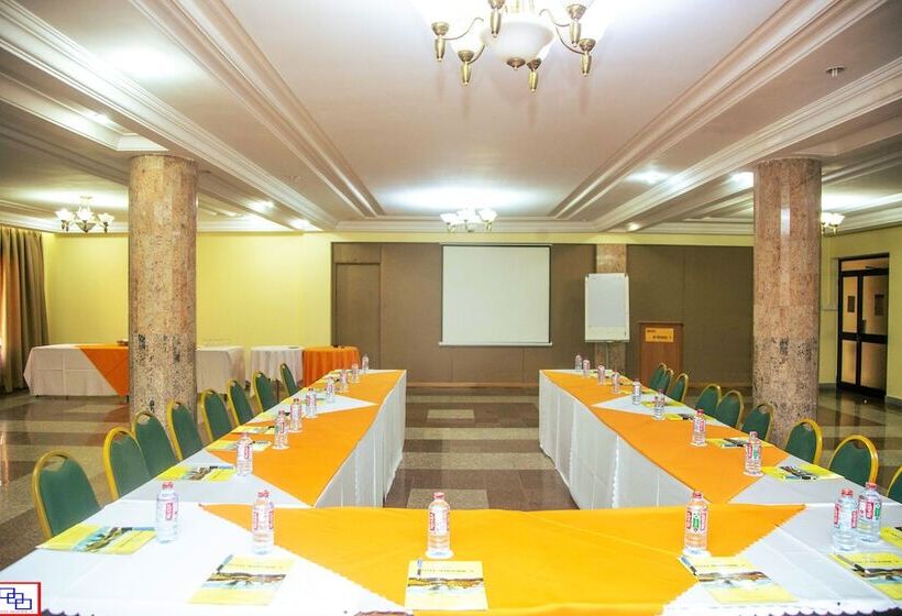 בית מלון כפרי Marjorie  Y