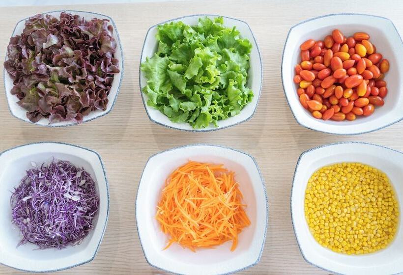 Отель Oriole Residence