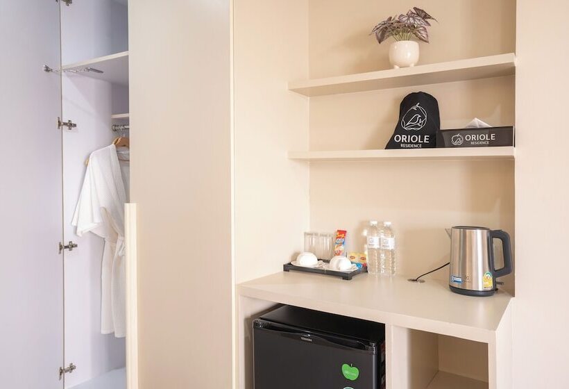 Отель Oriole Residence