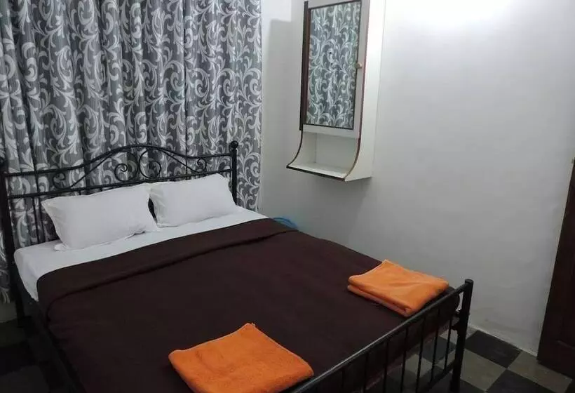 ホテル Room Maangta 327   Panjim