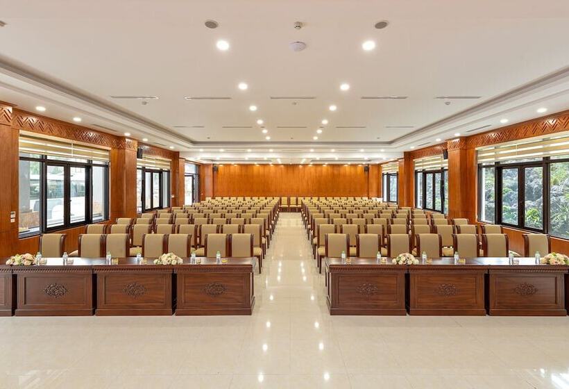 Hotel Convention Center Sapa