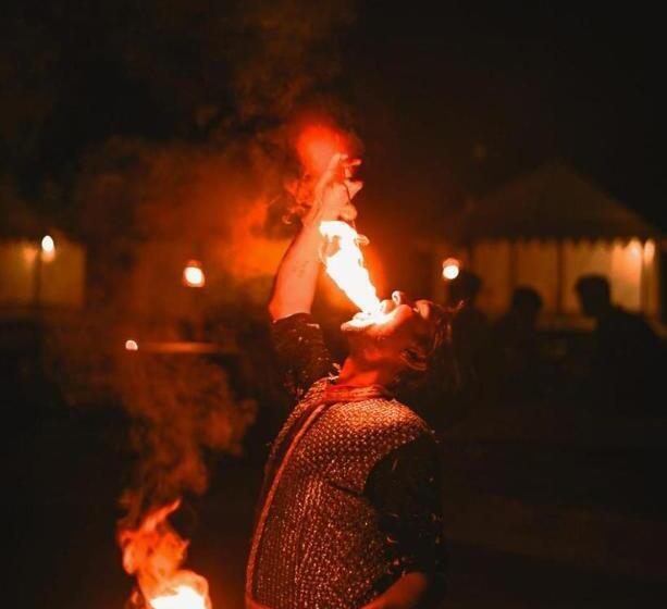 בית מלון כפרי Nagina Desert Camp