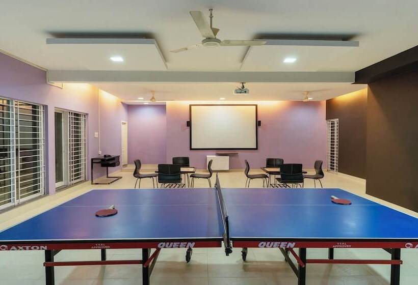 酒店 Treebo Midvalley Residence